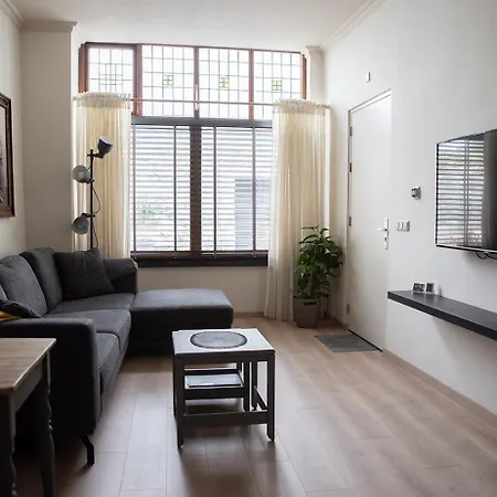 Aan De Geul Apartment