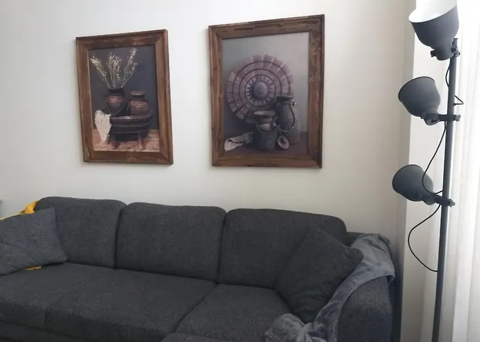 Aan De Geul * Валкенбург